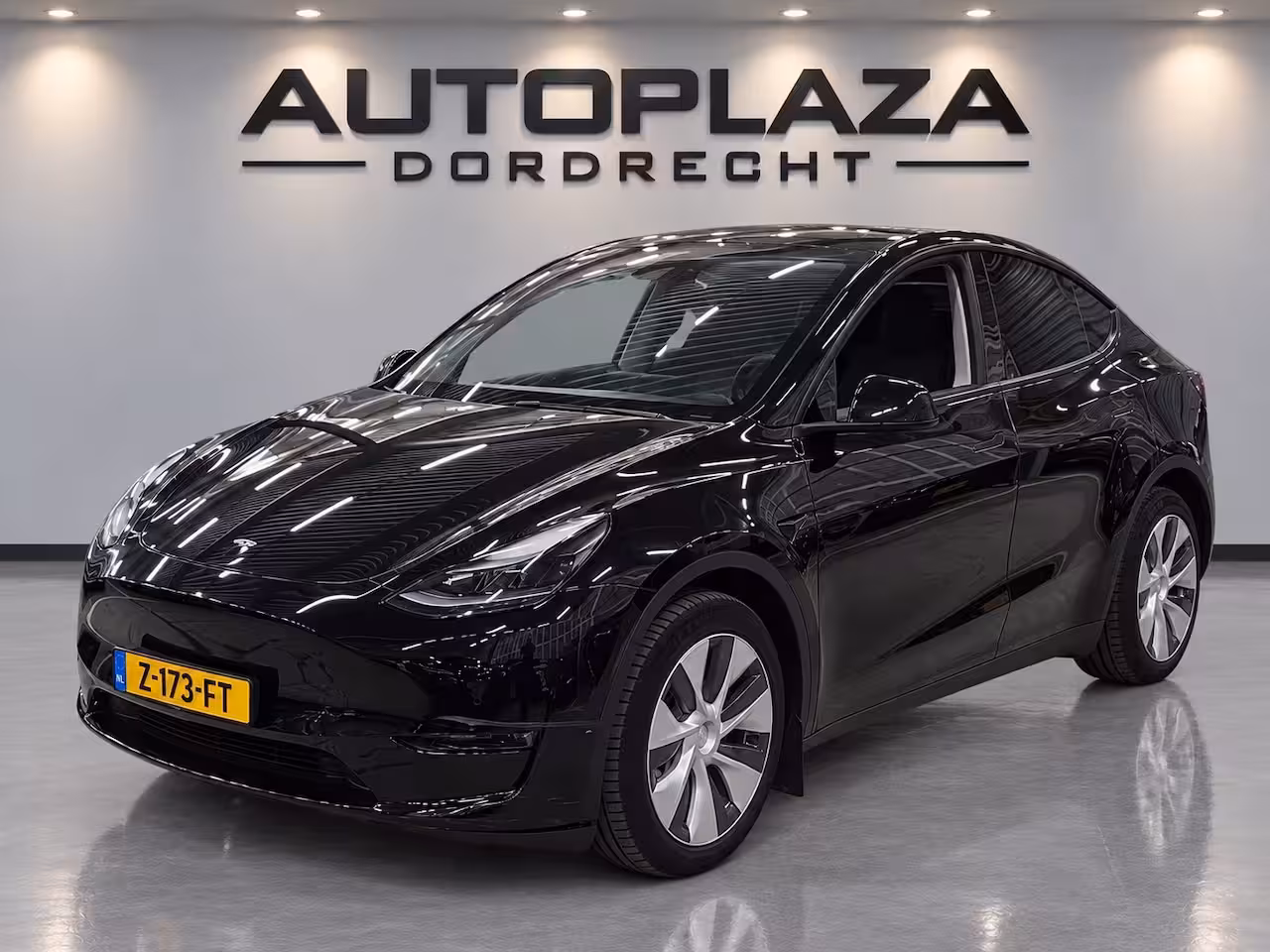Tesla Model Y Long Range AWD 75 kWh