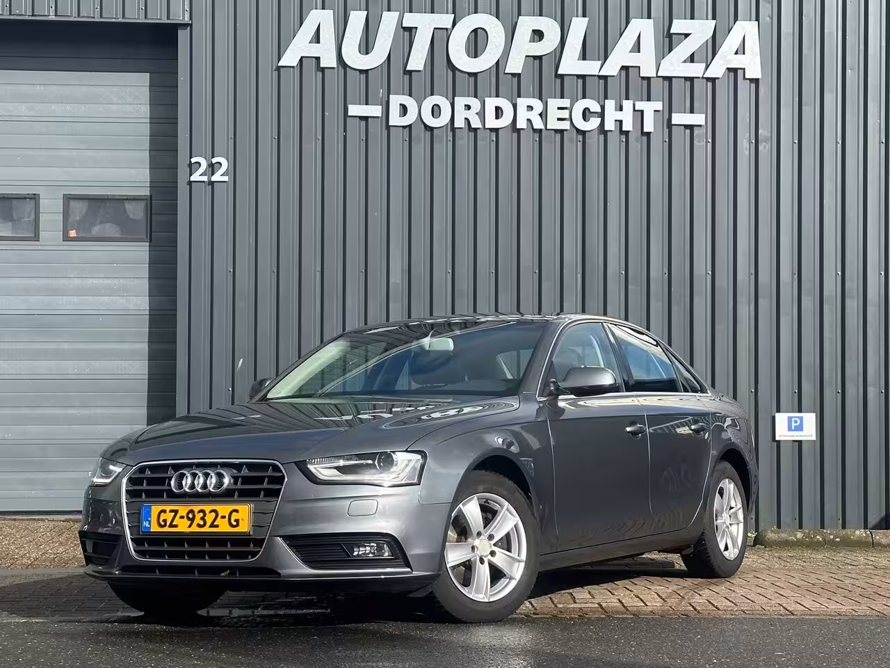 Audi A4 Limousine 1.8 TFSI Advance|PDC|Navi|Cruise|