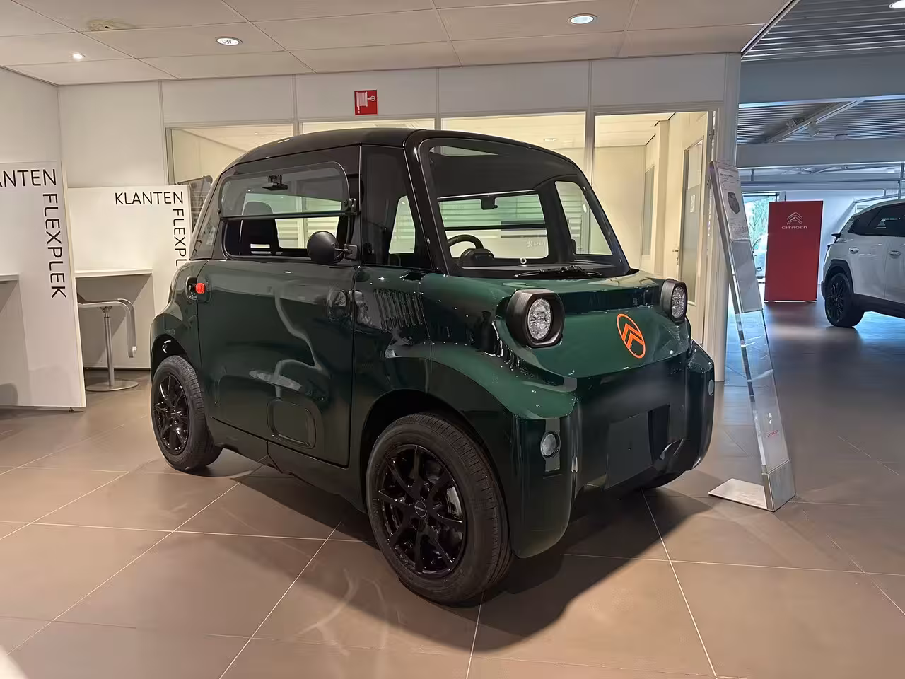 Citroën Ami Brommobiel AMI Unieke kleur: British Racing Green | Lichtmetalen velgen | Panoramadak | |