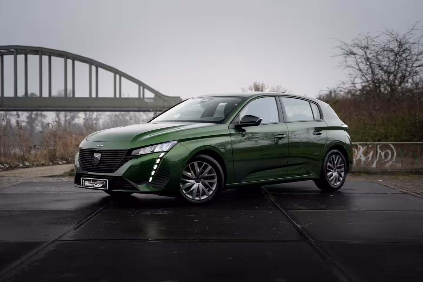 Peugeot 308 1.2 PureTech Active Pack Business Navi Clima Apple Carplay Cruise Stoelverwarming Leder/st