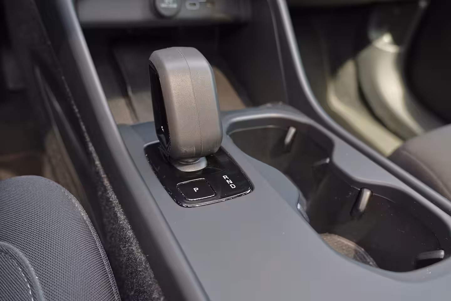 Volvo EC40 Performance Ultra Black Edition 82 kWh - IntelliSafe Assist & Surround - Harman/Kardon aud