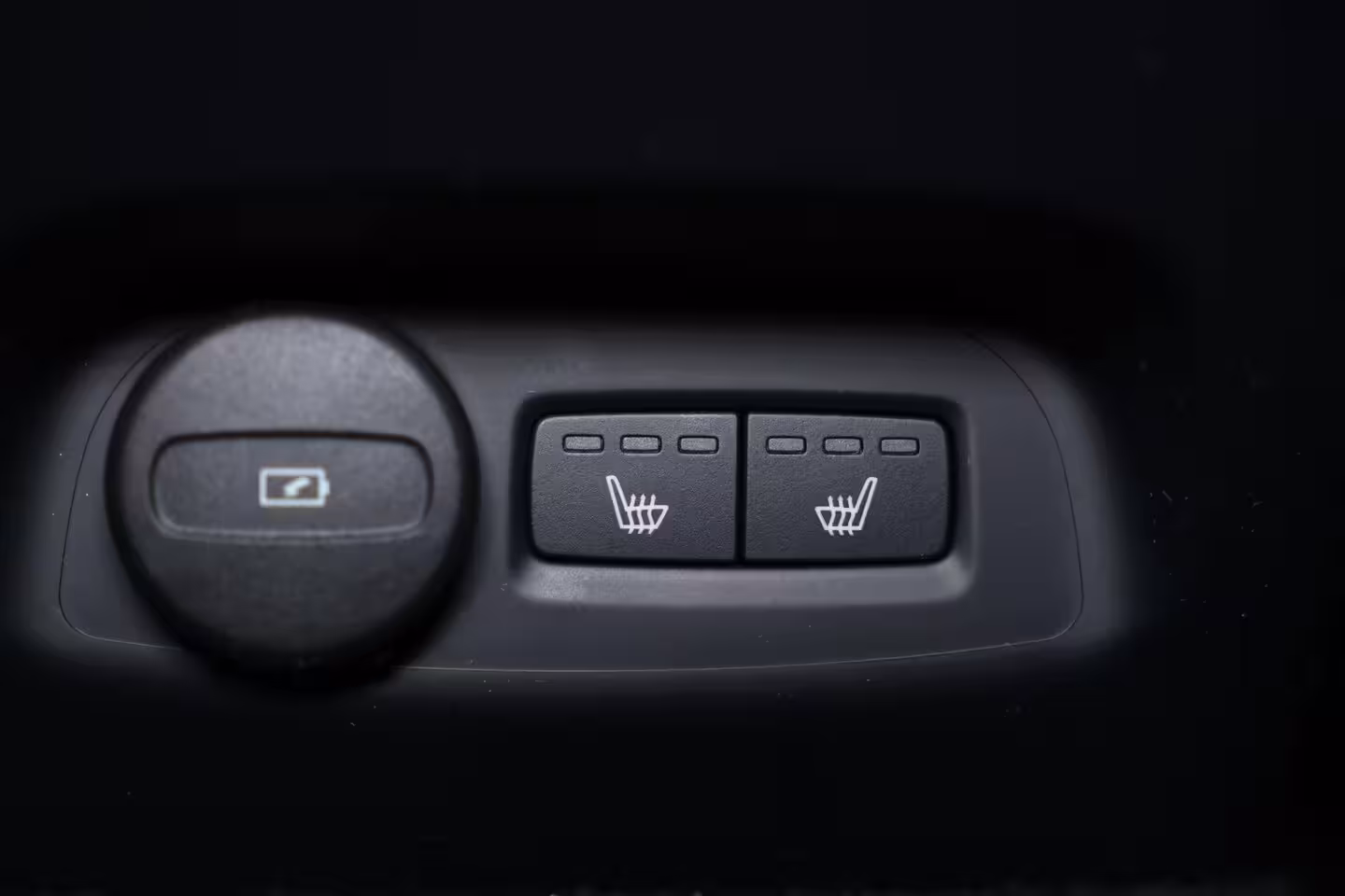 Volvo EC40 Performance Ultra Black Edition 82 kWh - IntelliSafe Assist & Surround - Harman/Kardon aud