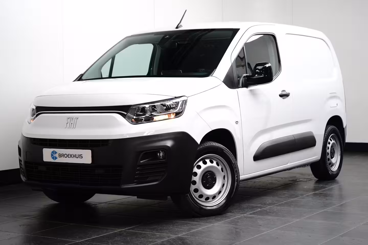 Fiat Doblò 1.5 BlueHDi 130 EAT8 S&S L1 NAVI | CAMERA | CRUISE | Airconditioning | Centrale vergrendel