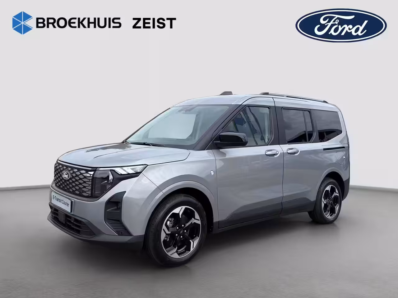 Ford Tourneo Courier BEV Titanium | €7.535, - korting | Driver Assistance Pack incl. navigatie | Trekhaak | | A