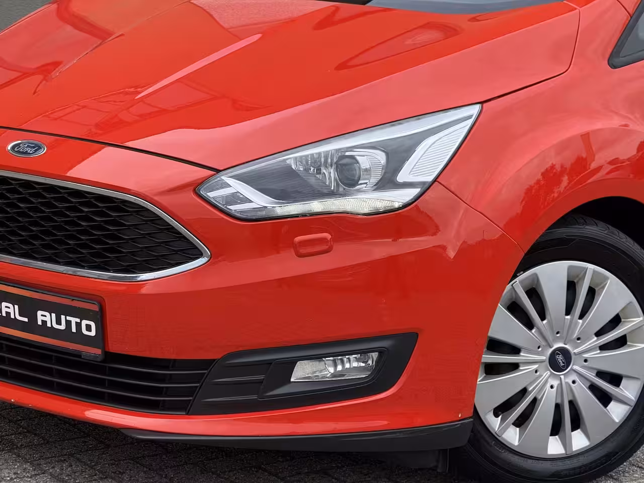 Ford C-Max 1.0 Titanium, Navi, Trekhaak, Nieuwe Distributieri