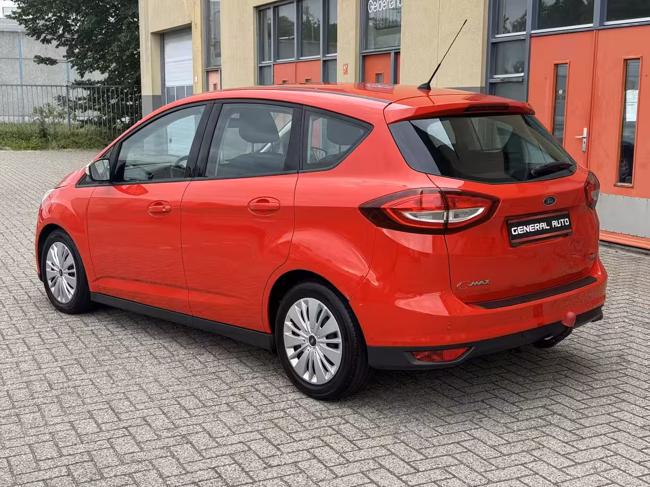 Ford C-Max 1.0 Titanium, Navi, Trekhaak, Nieuwe Distributieri