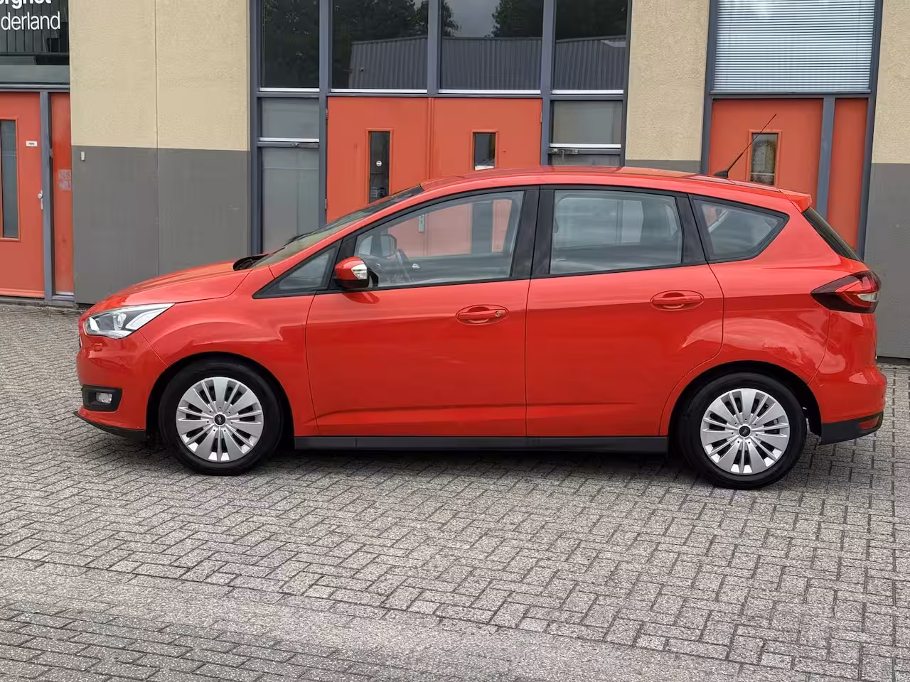Ford C-Max 1.0 Titanium, Navi, Trekhaak, Nieuwe Distributieri