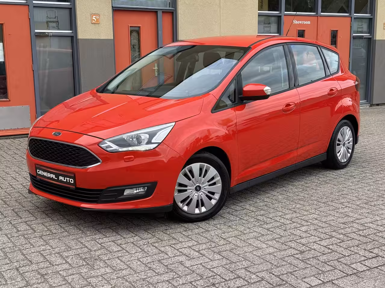Ford C-Max 1.0 Titanium, Navi, Trekhaak, Nieuwe Distributieri