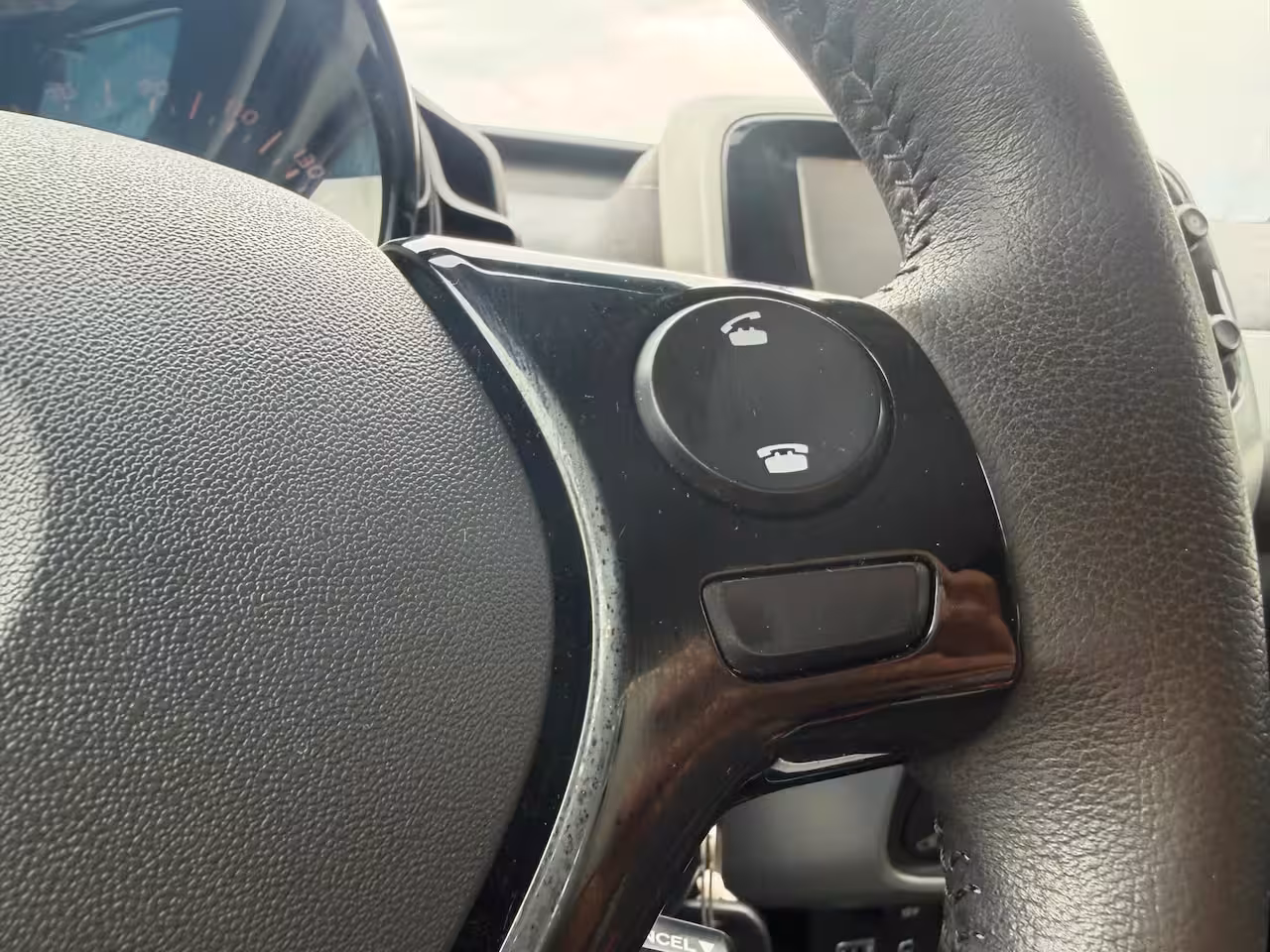 Toyota Aygo 1.0 VVT-i x-play Grootscherm Airco Camera NAP 1 jaar APK