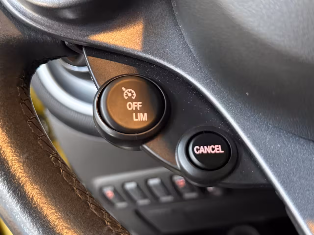 Smart Forfour 1.0 Passion | Automaat | Carplay | Cruise Control | LED | Bicolor | Camera | Lichtmetalen