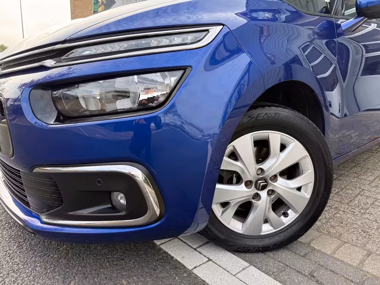 Citroën Grand C4 Picasso 1.2 PureTech LMV16/LED/PDC/CAM/NAVI