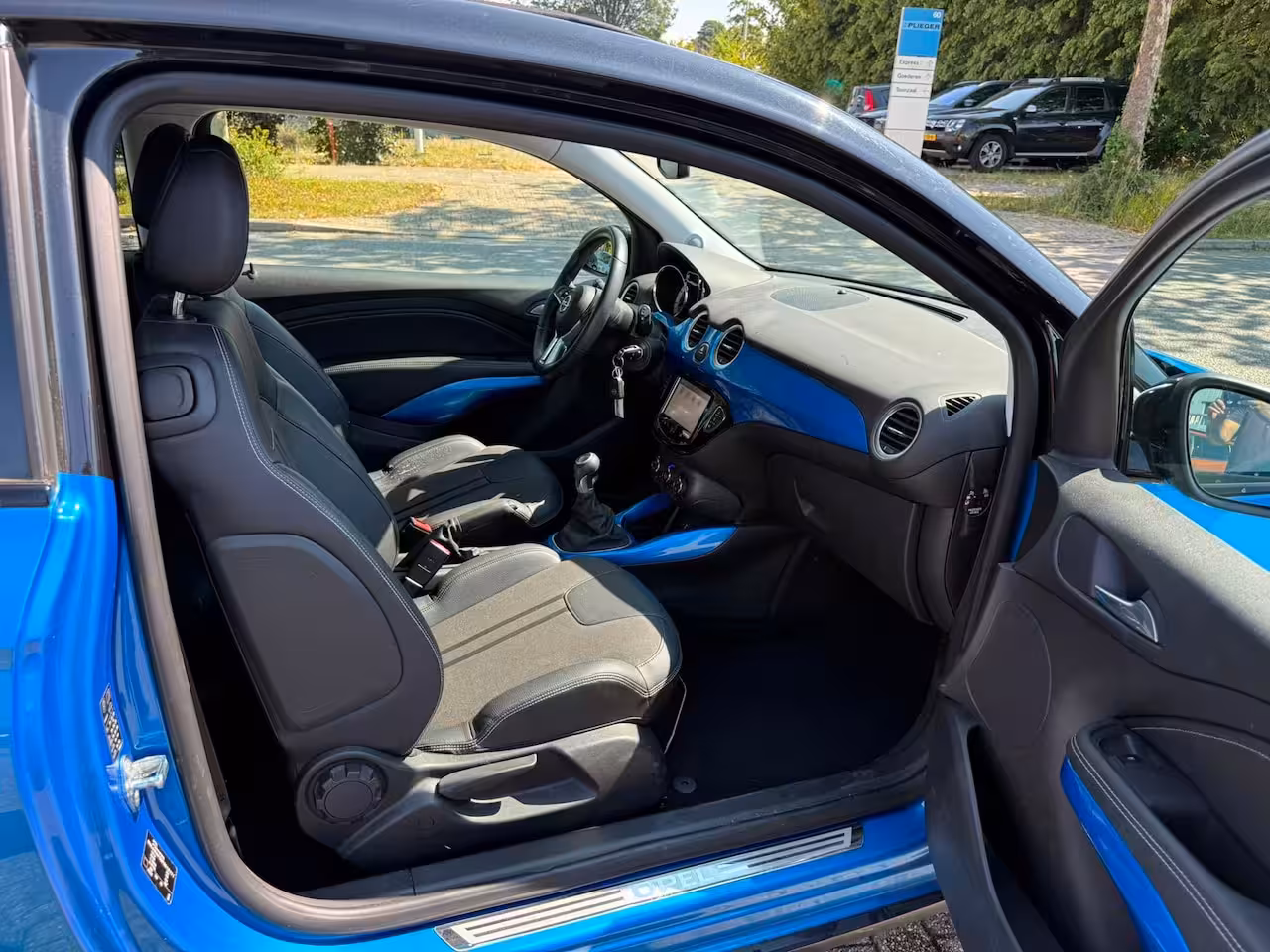Opel ADAM 1.0 Turbo Rocks, Cabrio, Airco, Stoel/stuur verwarming, Half leder