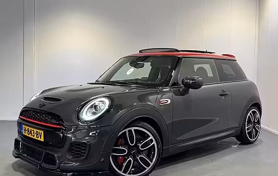 Mini 3-Deurs 2.0 John Cooper Works Chili | Navigatie | LM Velgen 18" | Elektrisch Glazen Panoramadak |