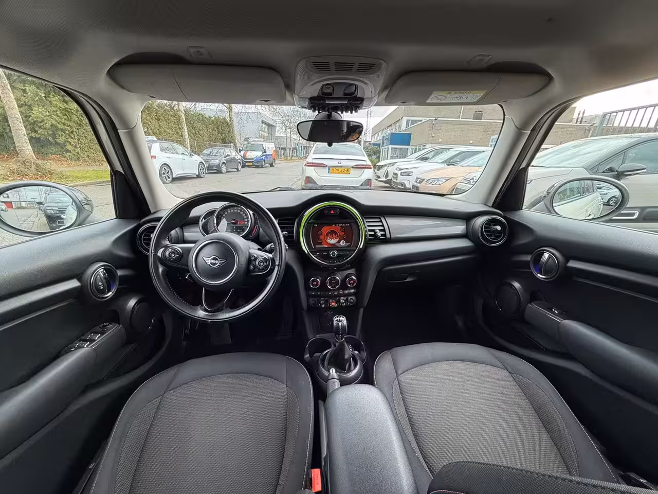 Mini Cooper 1.5 Pepper, Navi, Airco, INC BTW