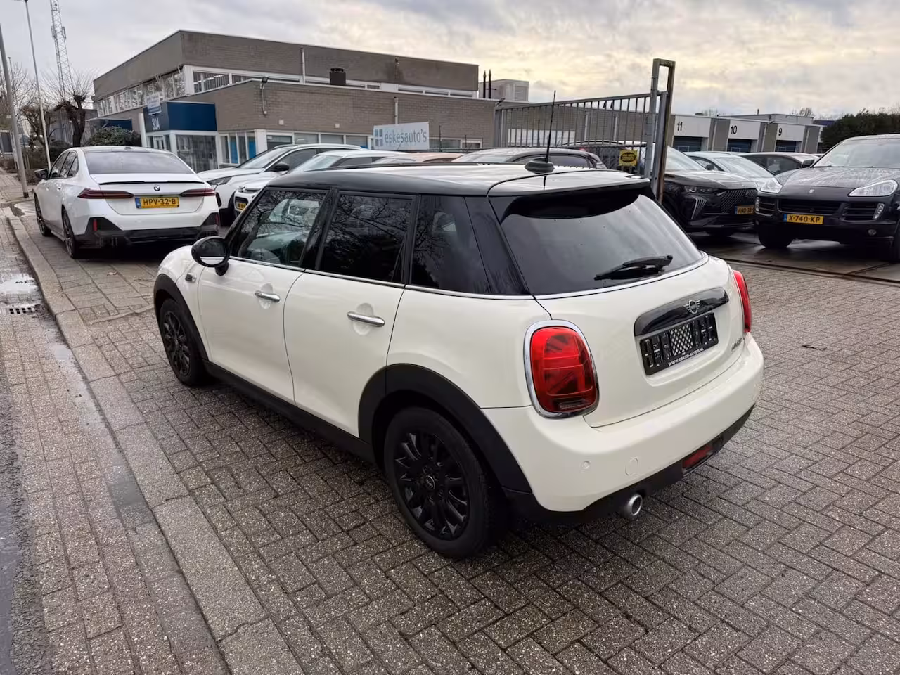 Mini Cooper 1.5 Pepper, Navi, Airco, INC BTW