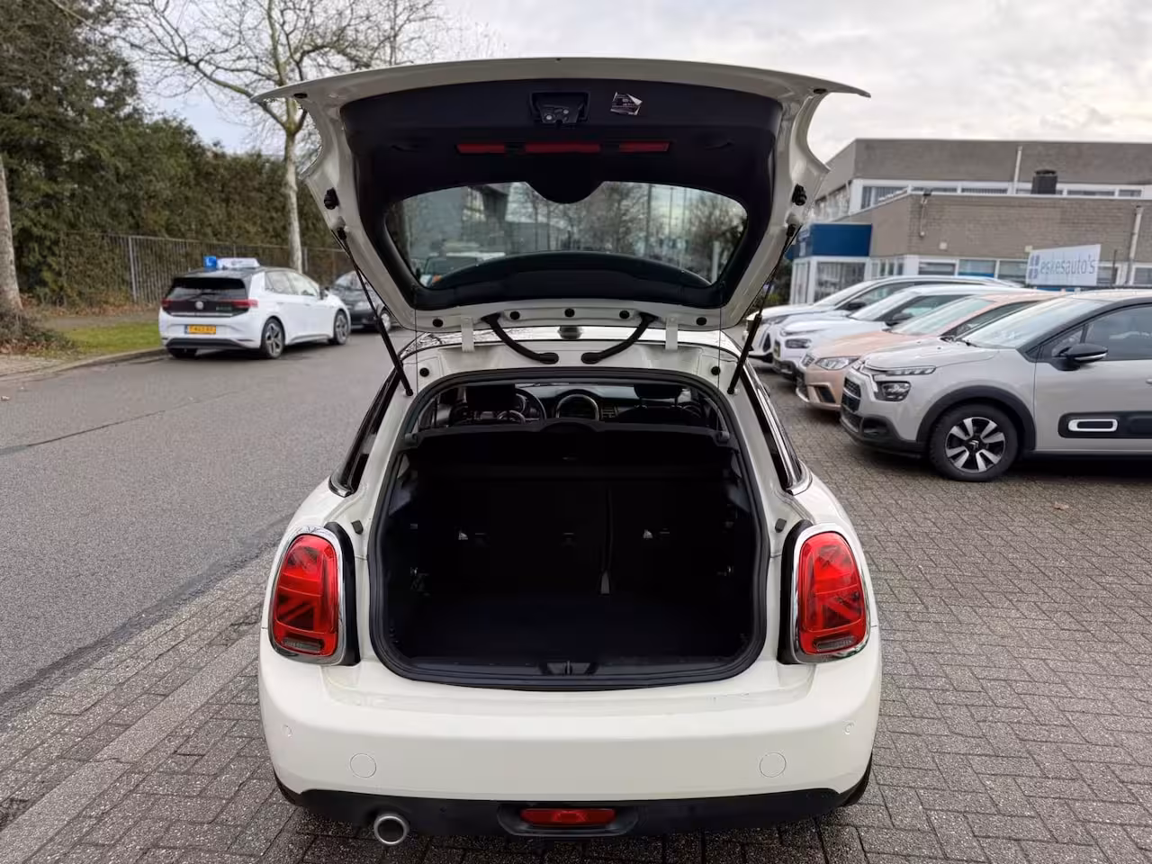 Mini Cooper 1.5 Pepper, Navi, Airco, INC BTW