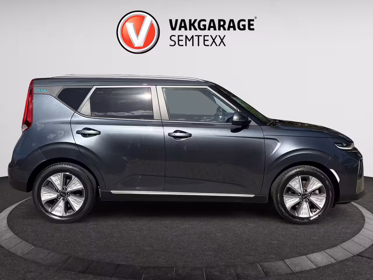 Kia e-Soul DynamicLine 39.2 kWh | Automaat | Clima | Cruise | Camera | Navi | PDC Voor & Achter | Ori