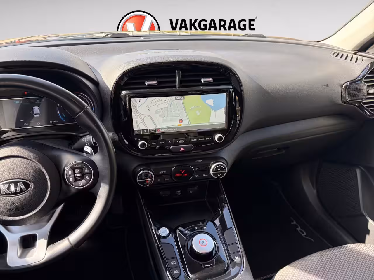 Kia e-Soul DynamicLine 39.2 kWh | Automaat | Clima | Cruise | Camera | Navi | PDC Voor & Achter | Ori