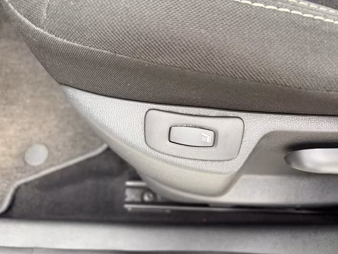 Renault Captur 0.9 TCe Intens | Clima | Cruise | Navi | PDC Achterzijde | Stoelverwarming | IsoFix | Appl