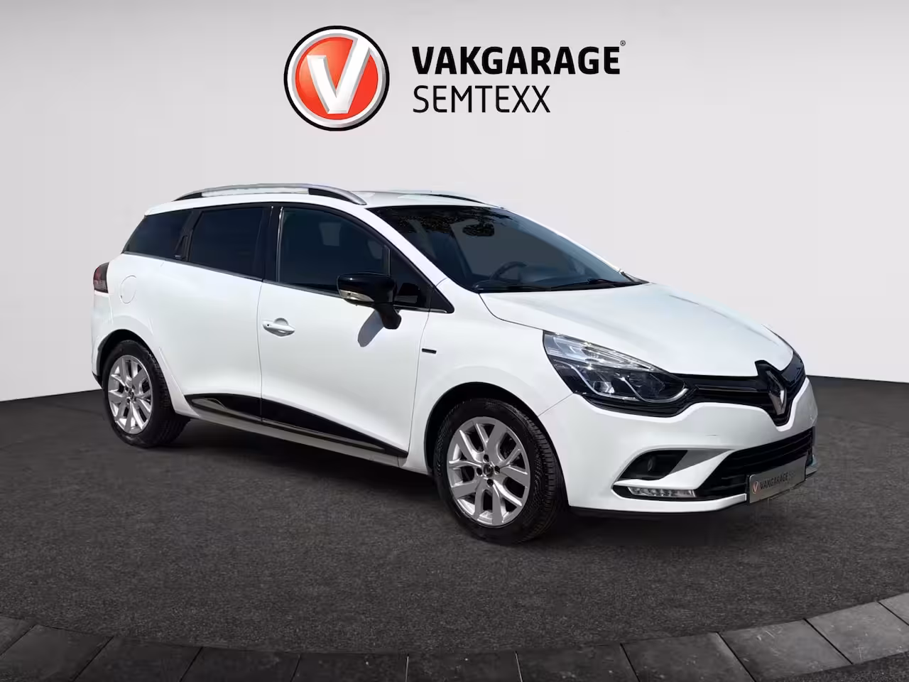 Renault Clio Estate 0.9 TCe Limited | Orig. NL Auto | 2de Eigenaar | Airco | Cruise | Dakrails | Navi | PDC Ac