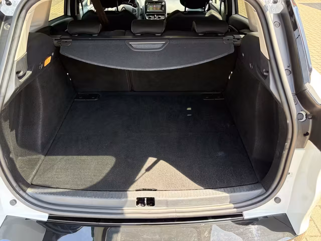 Renault Clio Estate 0.9 TCe Limited | Orig. NL Auto | 2de Eigenaar | Airco | Cruise | Dakrails | Navi | PDC Ac
