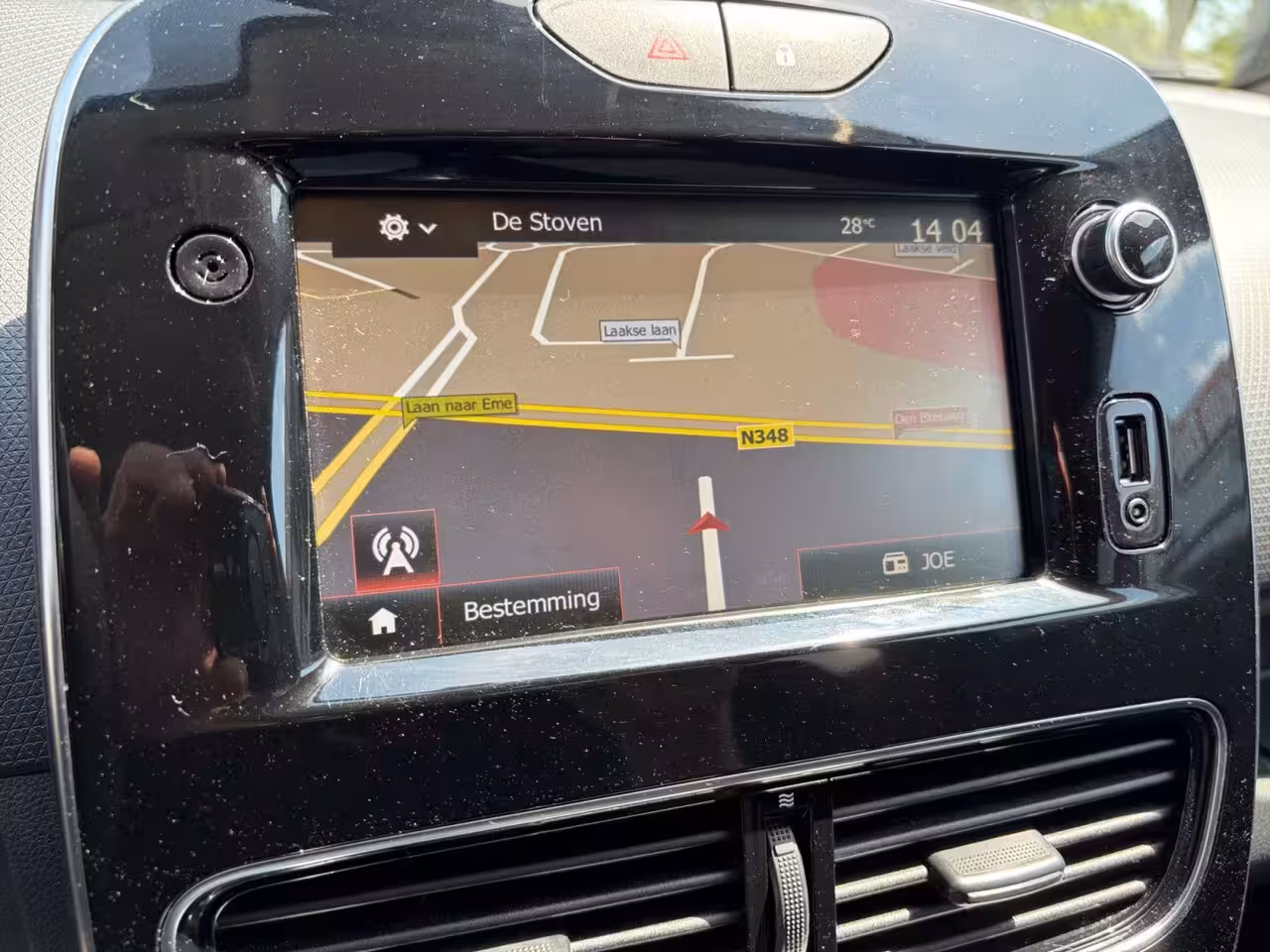 Renault Clio Estate 0.9 TCe Limited | Orig. NL Auto | 2de Eigenaar | Airco | Cruise | Dakrails | Navi | PDC Ac