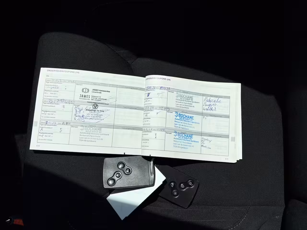 Renault Clio Estate 0.9 TCe Limited | Orig. NL Auto | 2de Eigenaar | Airco | Cruise | Dakrails | Navi | PDC Ac