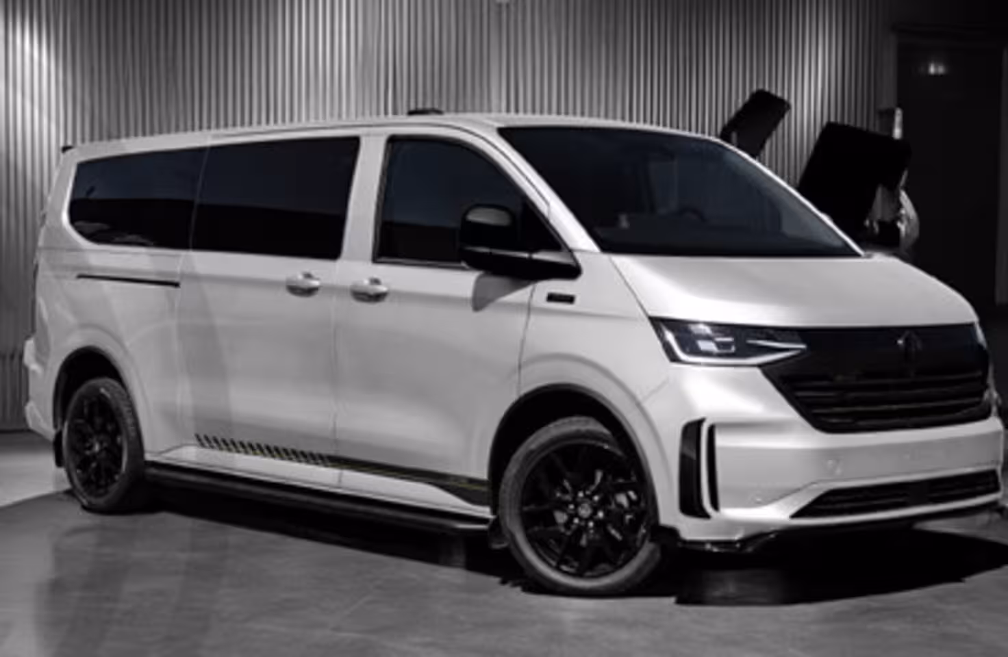 Volkswagen e-Transporter L2H1 Bulli 71 kWh 218PK | SIGNATURE EDITION | VOORSPOILER | ACHTERSPOILER | ZWARTE GRILLE