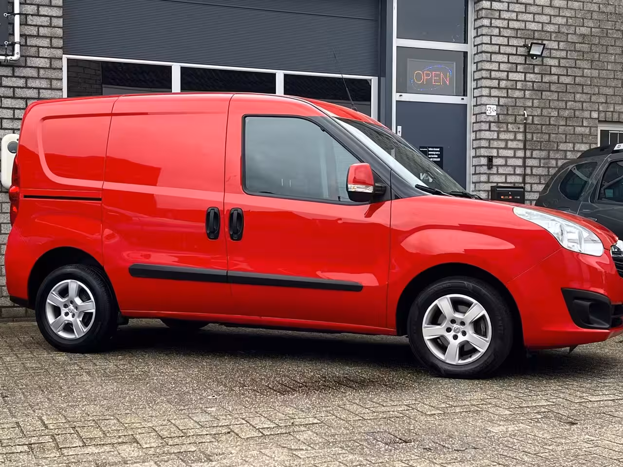 Opel Combo 1.3 CDTi L1H1 euro 6 Sport airco LEZEN AUB N.A.P