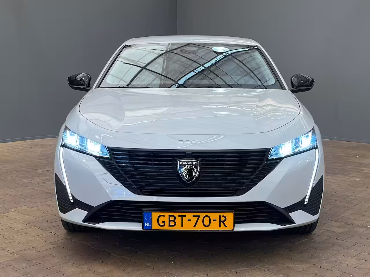 Peugeot E-308 Allure EV 54 kWh Camera | Digitaal Dashboard | Adaptieve Cruise | Carplay | Climate | 18"