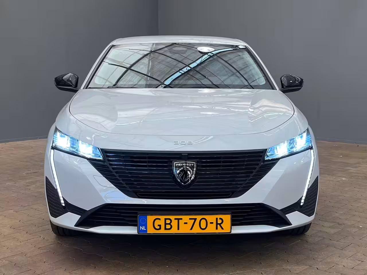 Peugeot E-308 Allure EV 54 kWh Camera | Digitaal Dashboard | Adaptieve Cruise | Carplay | Climate | 18"