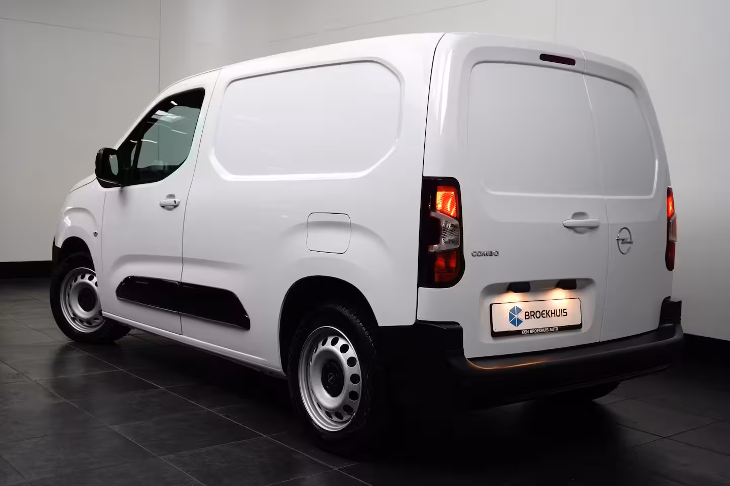 Opel Combo 1.5 BlueHDi 100 S&S L1 | 2 zitplaatsen rechtsvoor | 3 zits | Airco