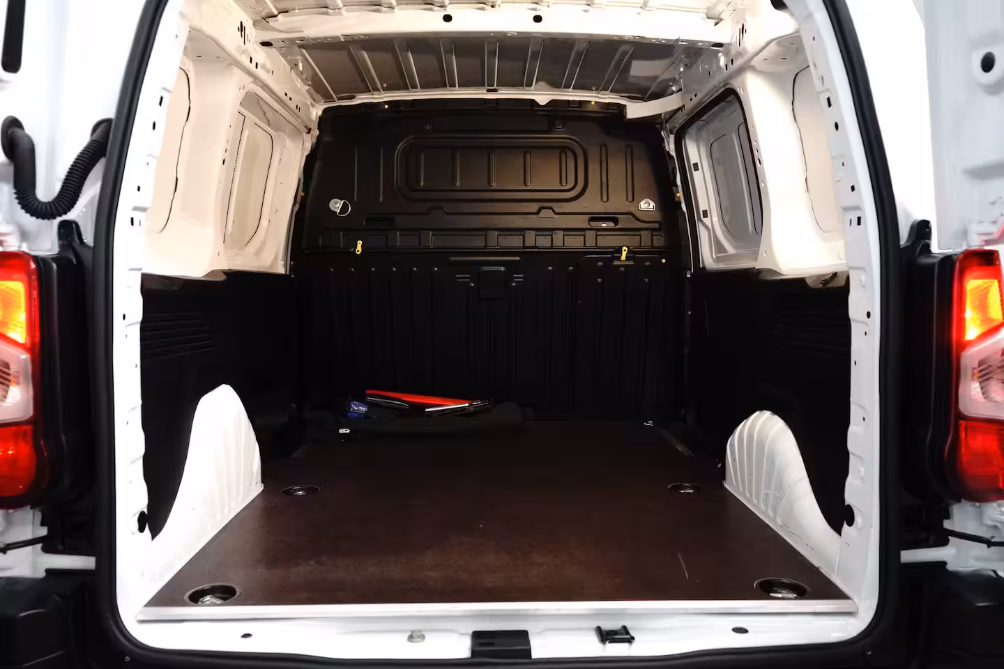 Opel Combo 1.5 BlueHDi 100 S&S L1 | 2 zitplaatsen rechtsvoor | 3 zits | Airco
