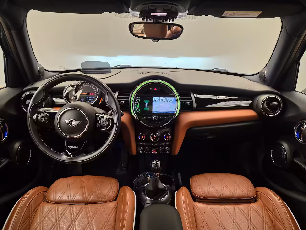Mini 5-Deurs 1.5 Cooper Chili Luxe Lederen Bekleding | 17" Lichtmetaal | Camera | Parkeersensoren Rondo