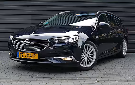 Opel Insignia Sports Tourer 1.5 TURBO 165PK INNOVATION / CAMERA / STOEL-STUURVERWARMING / KEYLESS / 18"LMV / LED / NAV