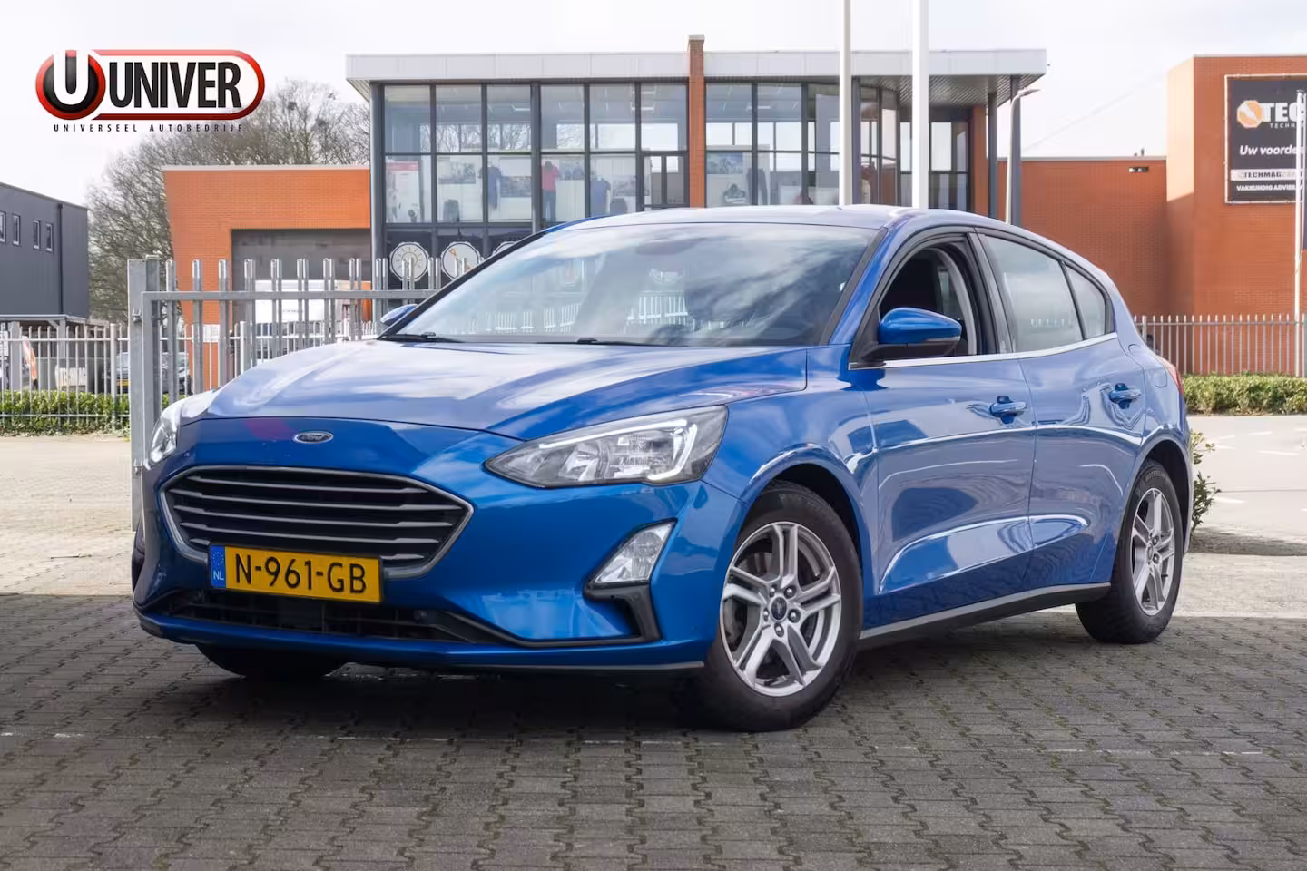 Ford Focus 1.0 EcoBoost Hybrid Trend Edition Business CARPLAY/CAMERA/NAVI