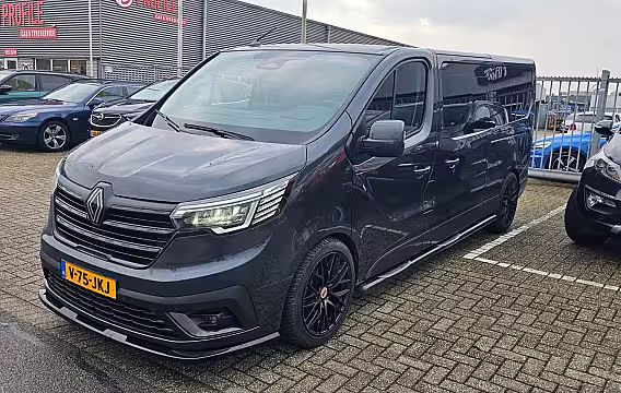 Renault Trafic L2 2.0 170 pk AUTOMAAT Dubbele Cabine 5 Zits BPM VRIJ | Achteruitrijcamera | Apple Carplay