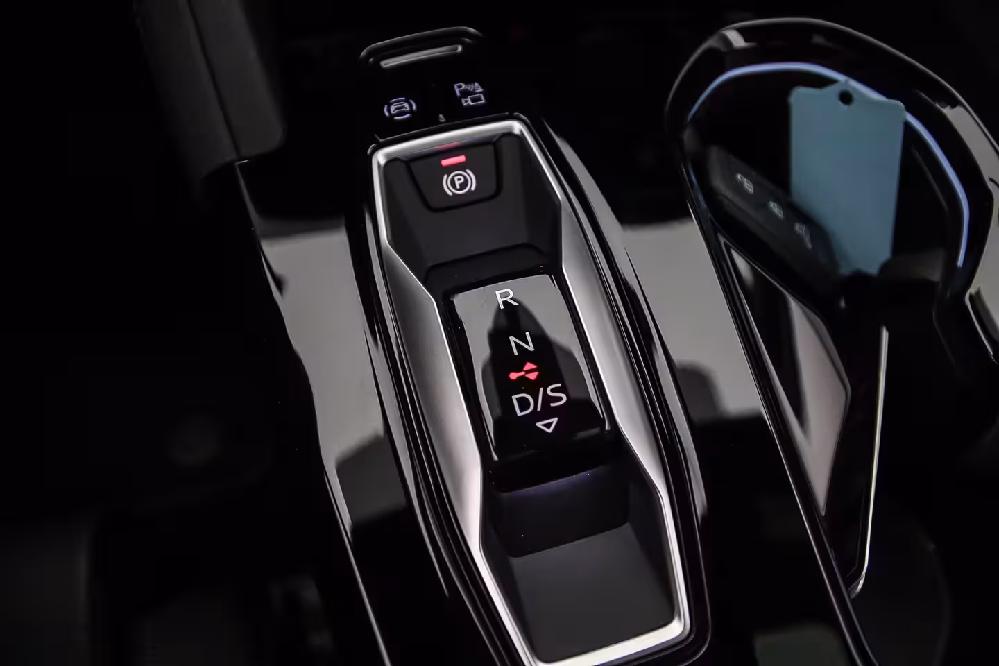 Audi Q5 e-hybrid quattro 367pk S edition competition