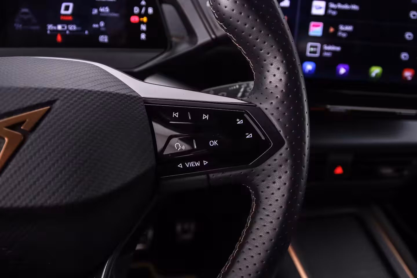 Cupra Born Adrenaline 62 kWh 204pk Automaat Adaptive cruise control, Navigatie, Stuurwiel verwarmd, A