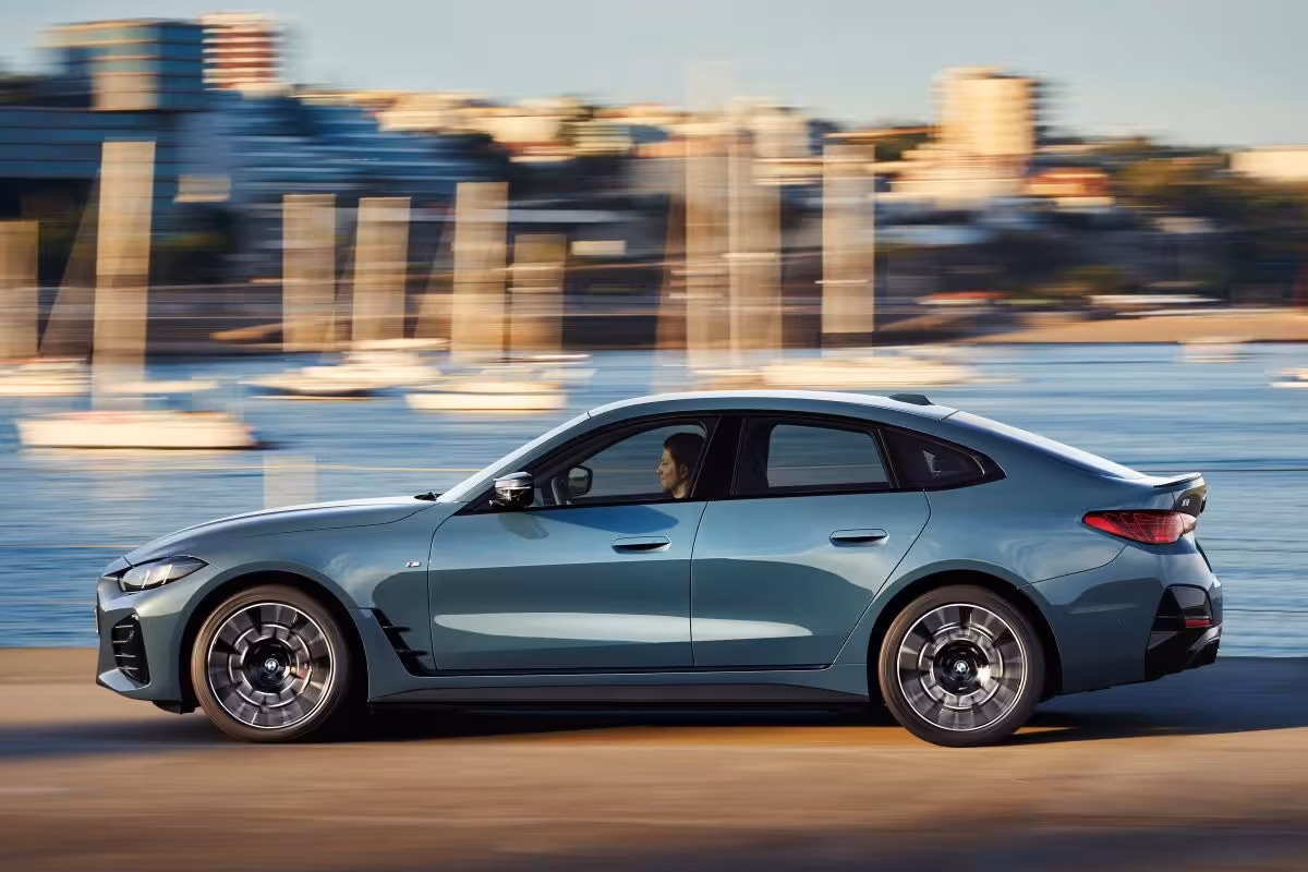 BMW i4