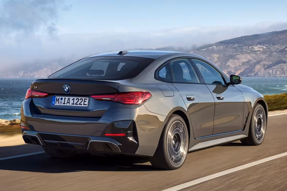 BMW i4