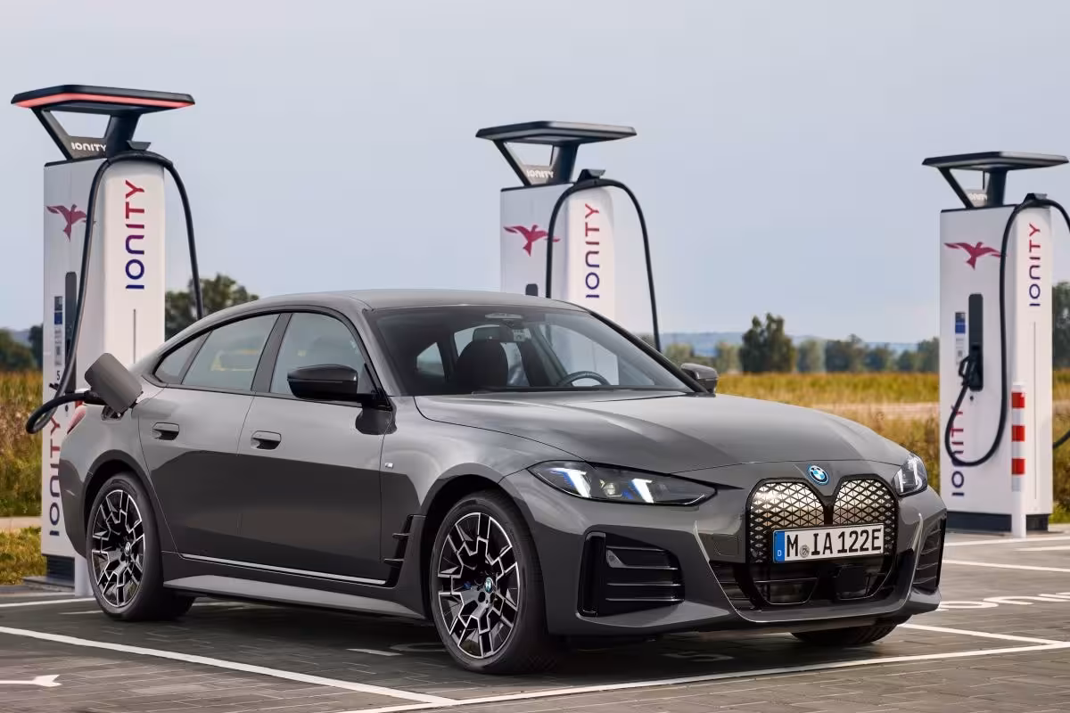 BMW i4