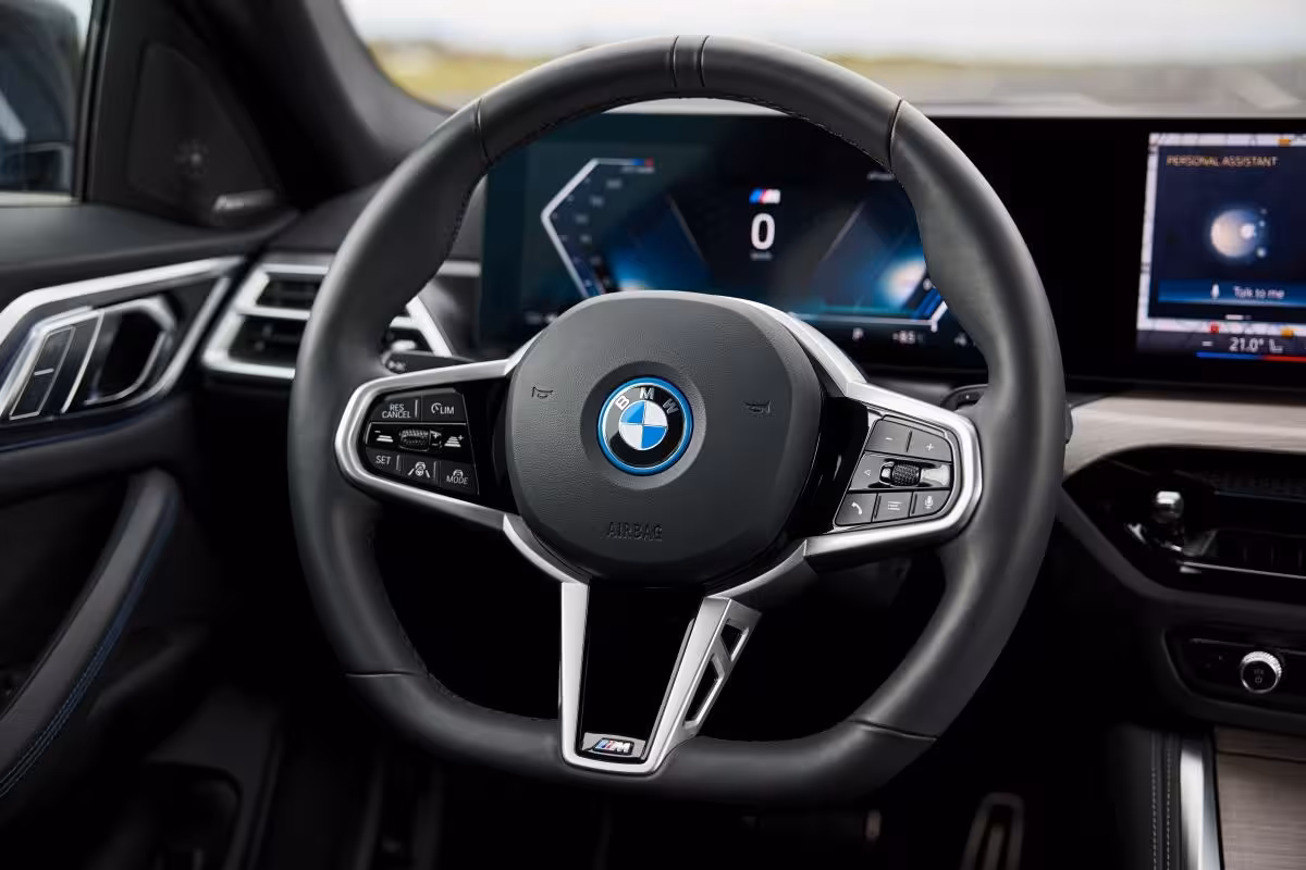 BMW i4