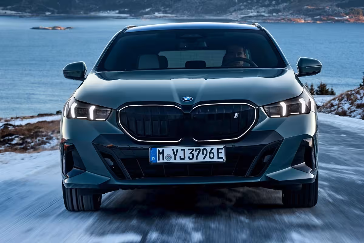 BMW i5 Touring