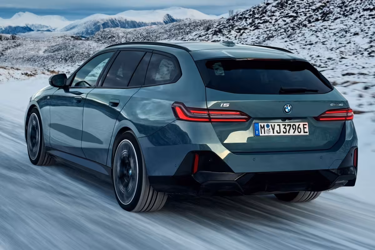 BMW i5 Touring