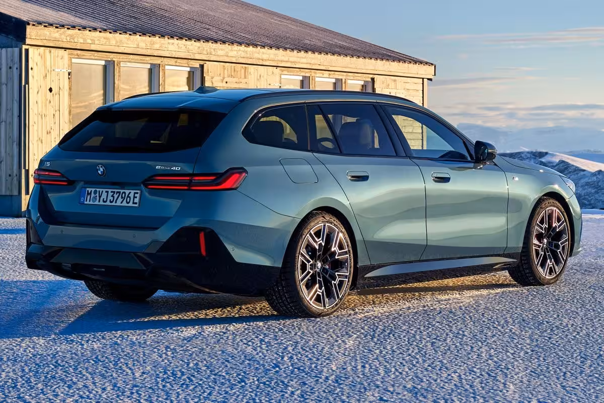 BMW i5 Touring