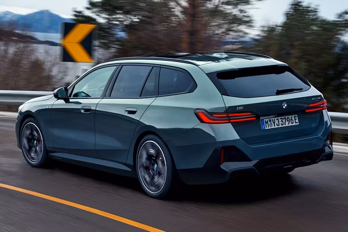 BMW i5 Touring