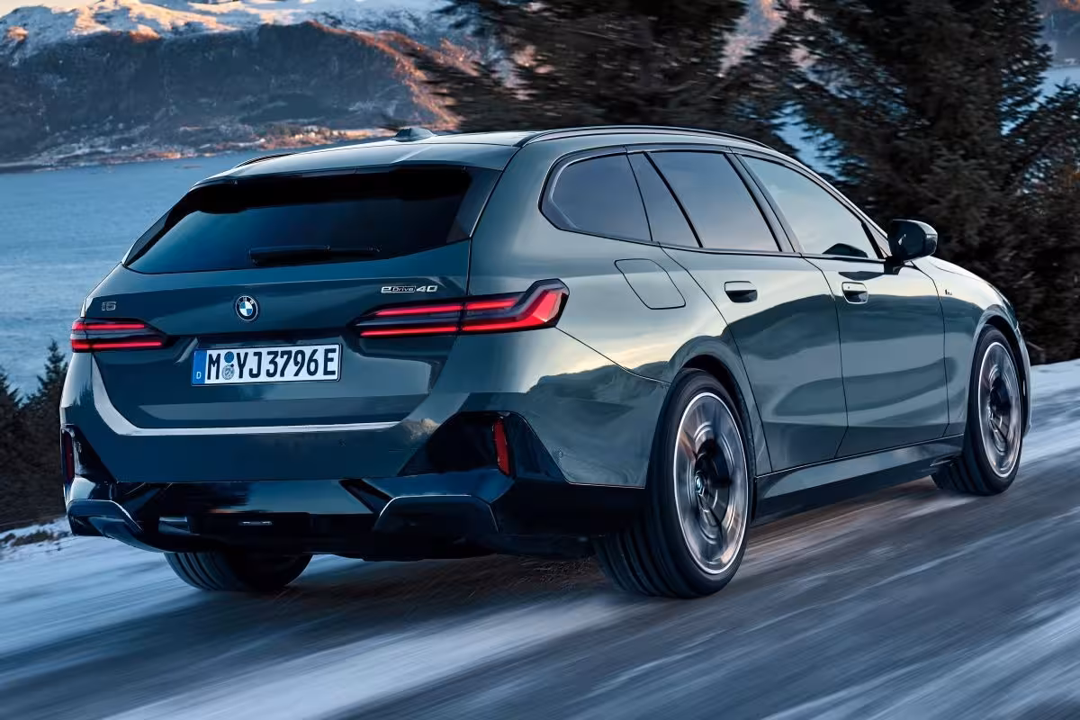 BMW i5 Touring
