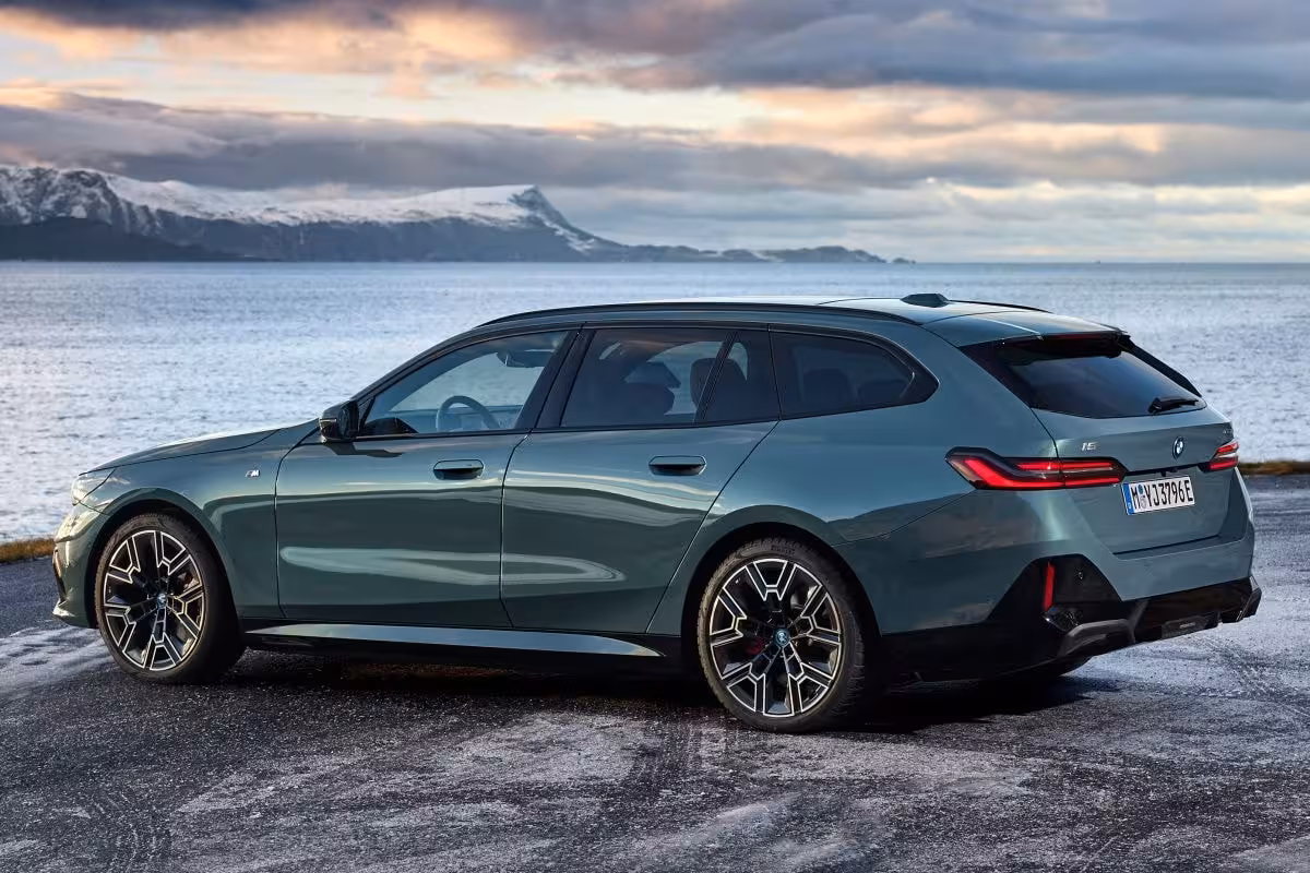 BMW i5 Touring