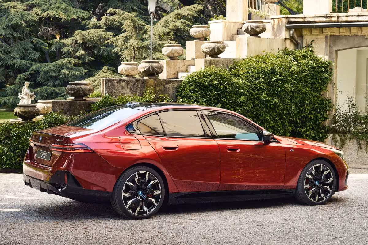 BMW i5